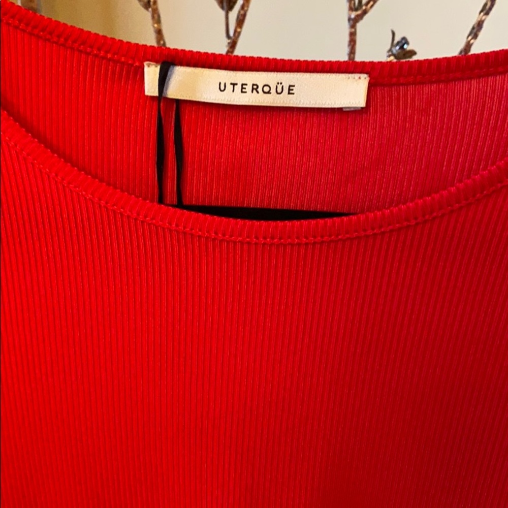 Crew Neck Ribbed Basic T - Picture 2 of 3